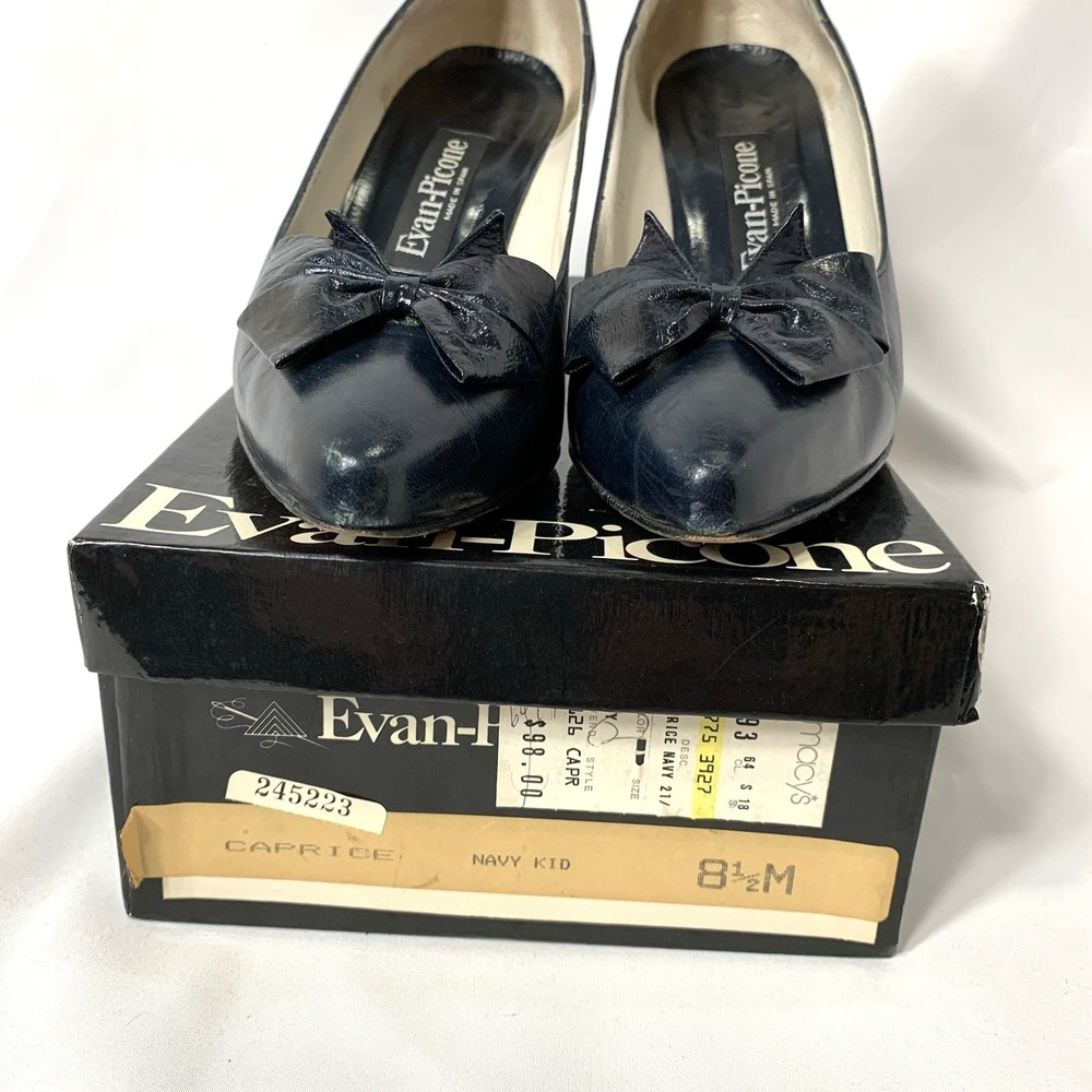 Evan Picone Pumps Womens 8.5 Navy Blue Leather Bow Pointy Toe Vintage 3" Heel - Picture 10 of 12